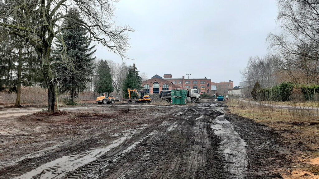 Acht Parzellen musste am Bahnhof Berlin-Wilhelmsruh geräumt werden, Foto: NEB AG